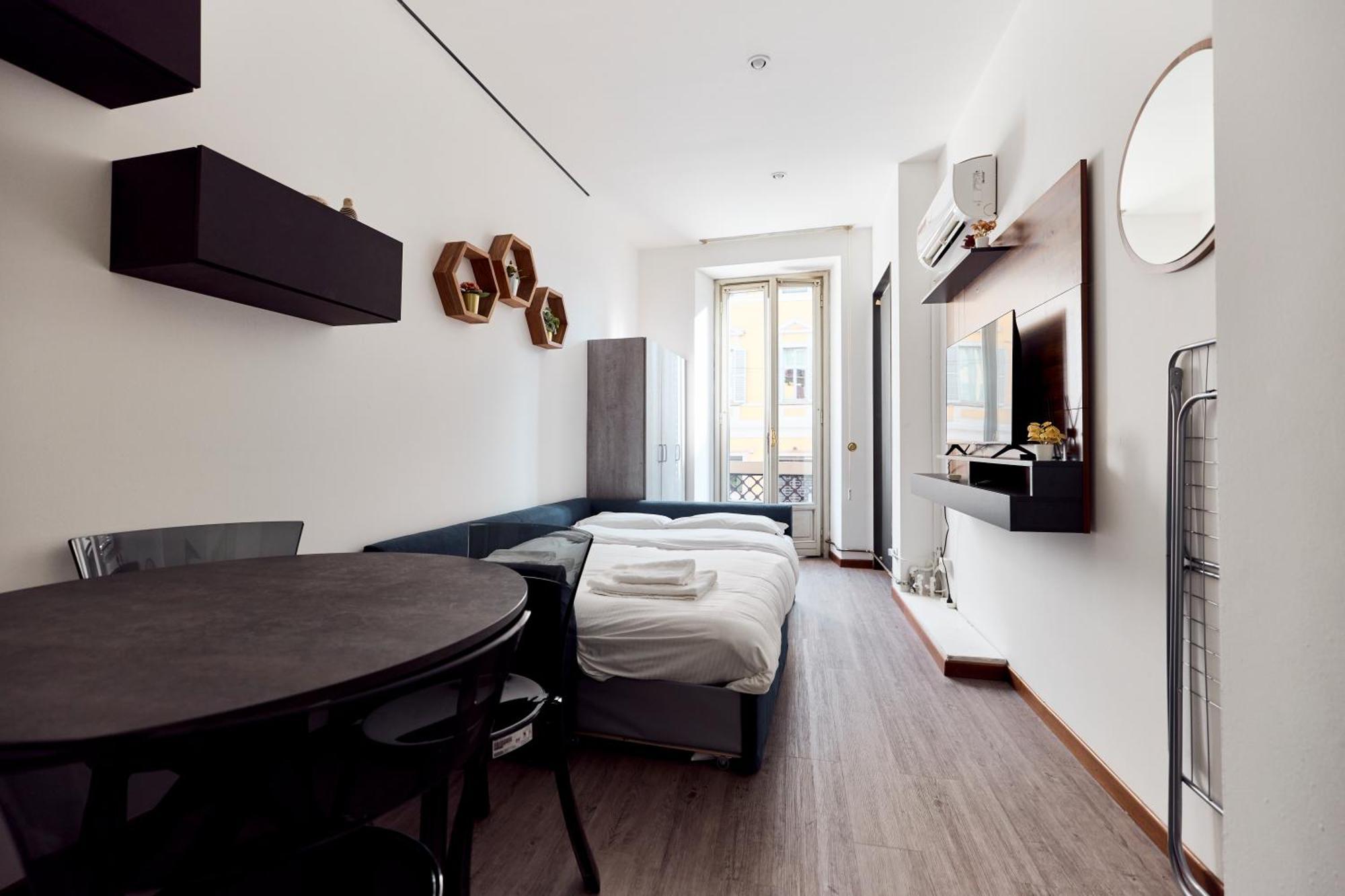 Corso Venezia View With Private Balcony - Corso Venezia Suite Milán Exterior foto